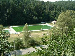 Veřejné tábořiště a koupaliště [Zvětšit - nové okno]